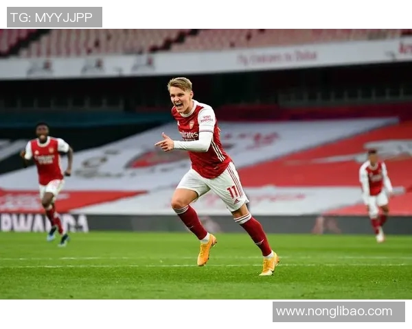 厄德高在关键时刻建功助阿森纳赢得重要胜利