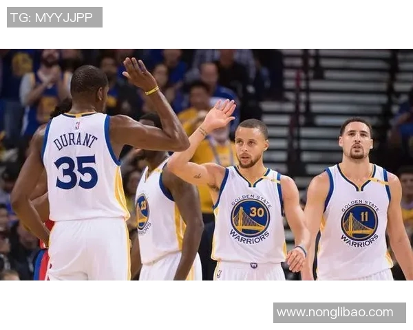 球队信息全解析:从历史成就到现役阵容的全面介绍与分析 球队信息全解析:从历史成就到现役阵容的全面介绍与分析