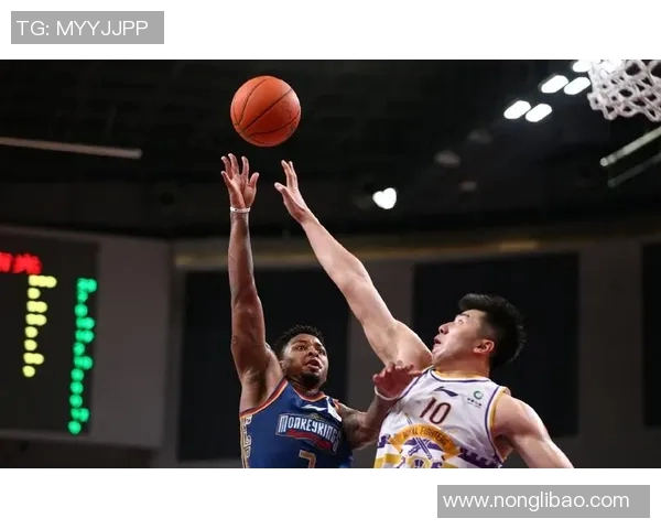 外援昆汀-皮特森正式加盟山东男篮携手易立完成全华班阵容 外援昆汀-皮特森正式加盟山东男篮携手易立完成全华班阵容